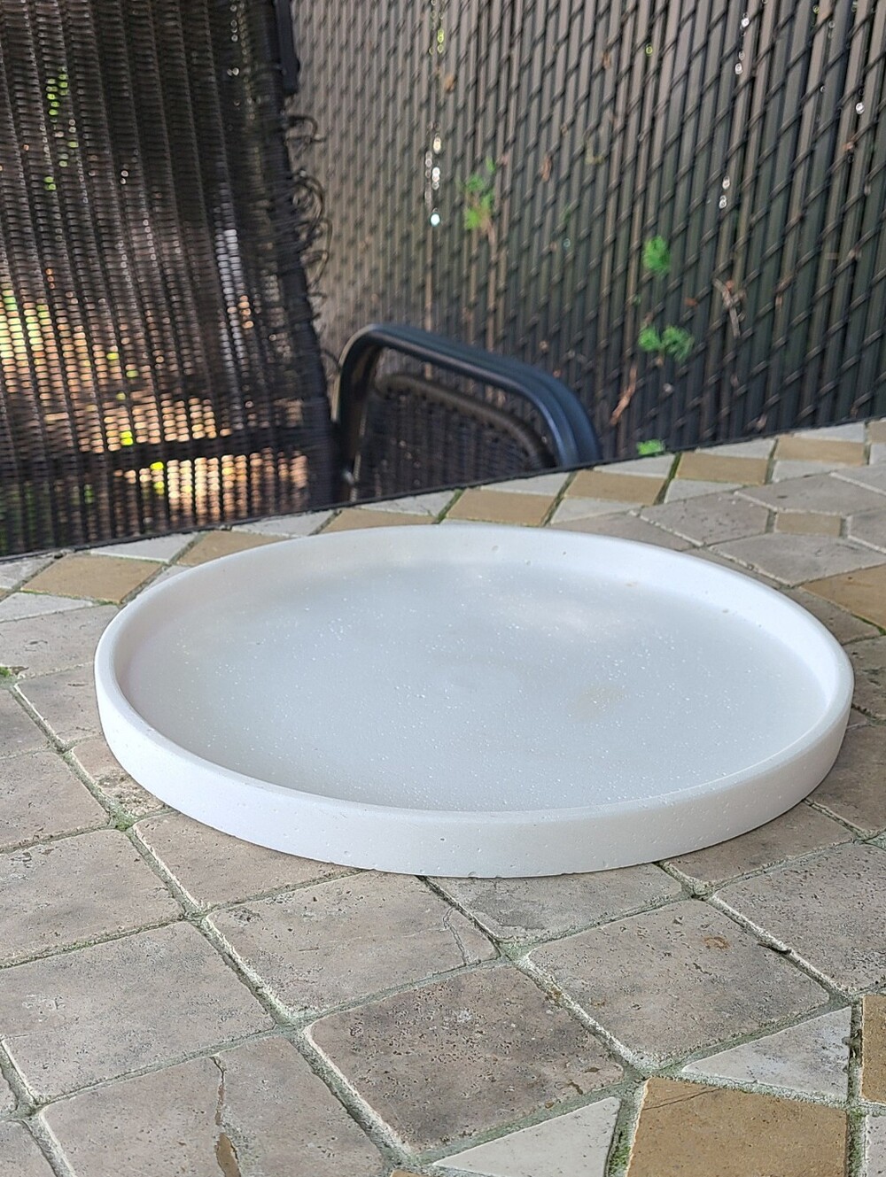 Simons White Round Decorative Tray - Minimalist Home Accent